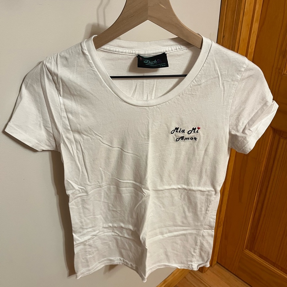 White t-shirt short sleeve